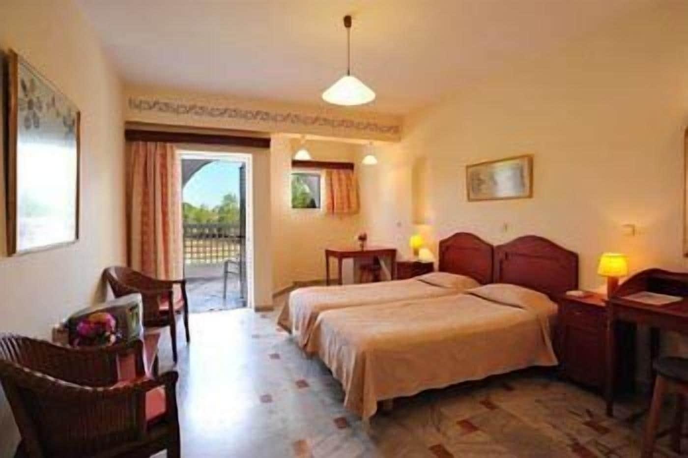 Ilaria Hotel กาลามากี ภายนอก รูปภาพ