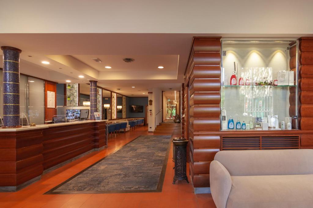 Ilaria Hotel กาลามากี ภายนอก รูปภาพ
